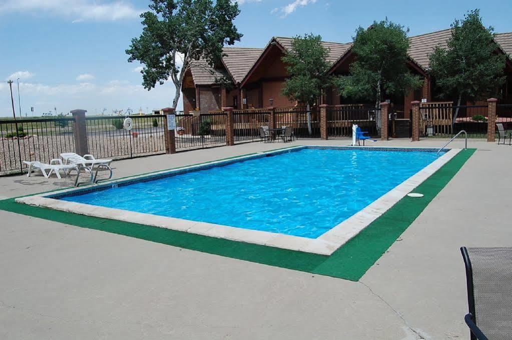 Americas Best Value Inn & Suites Ft Collins E At I-25 Fort Collins Exteriör bild