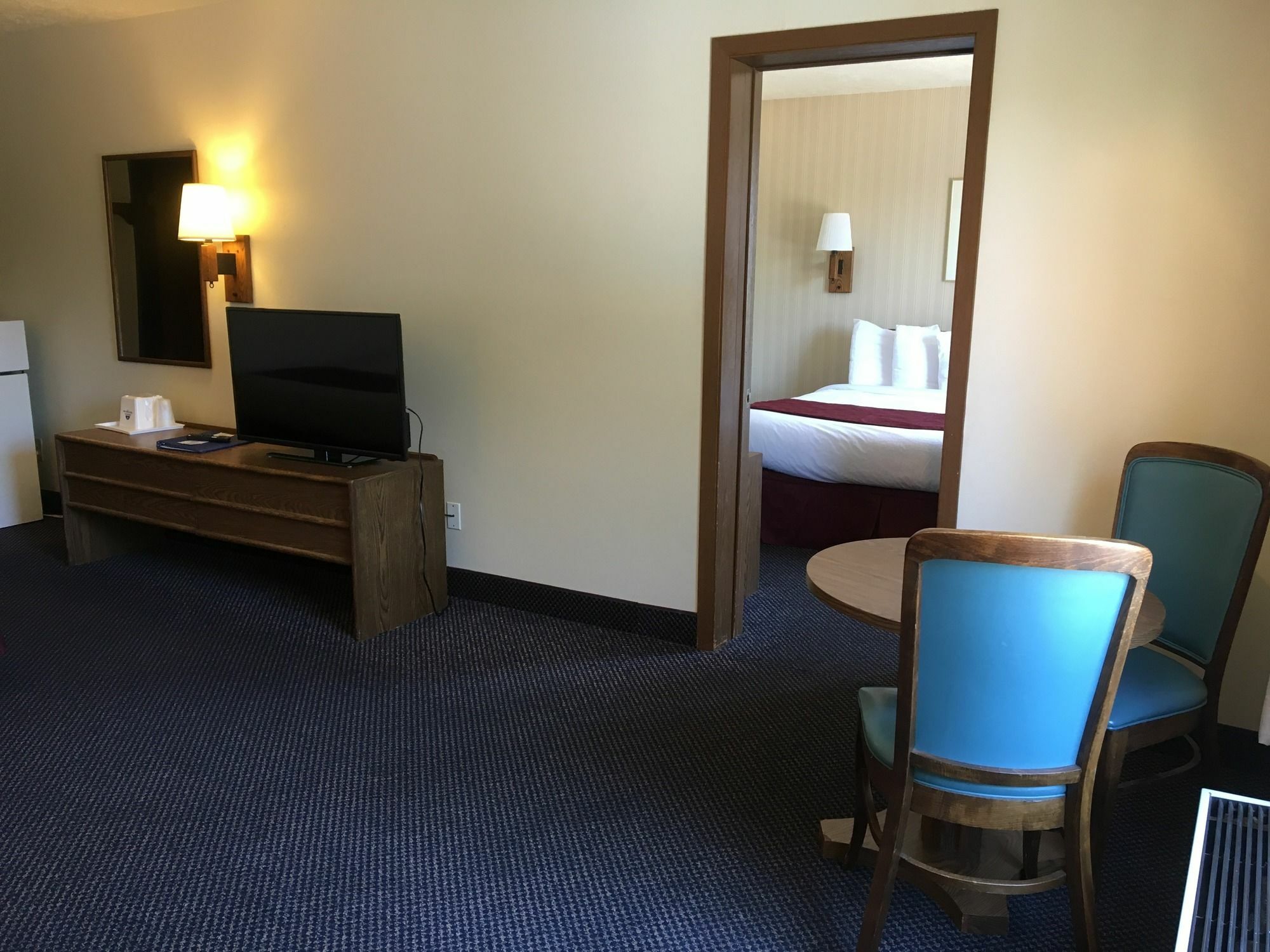 Americas Best Value Inn & Suites Ft Collins E At I-25 Fort Collins Exteriör bild