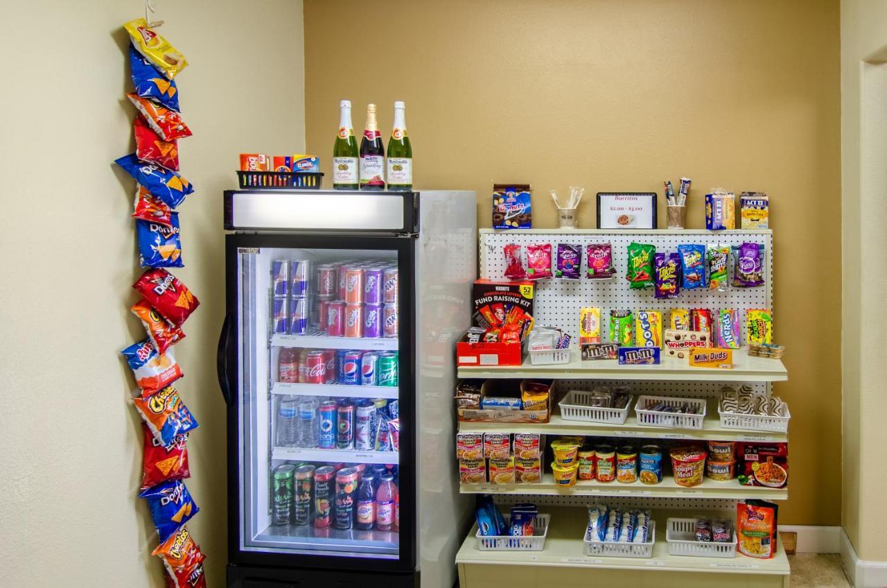 Americas Best Value Inn & Suites Ft Collins E At I-25 Fort Collins Exteriör bild